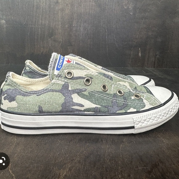 Converse Shoes Converse Chuck Taylor Junior Size 2 Camouflage Low